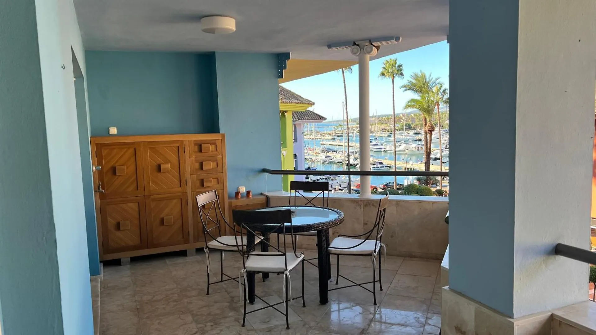Apartamento Puerto Sotogrande Marina 0*,